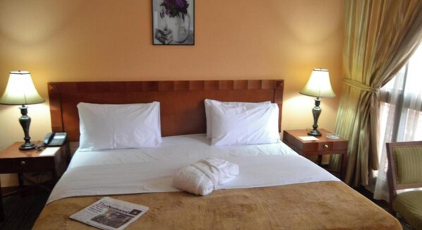Standard Room, 1 King Bed | Free WiFi, bed sheets - OYO 1558 Belvilla Top Stars Hotel Near Gold Souk (Abu Dhabi)