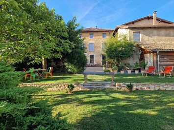 Enceinte de lâhĂ©bergement