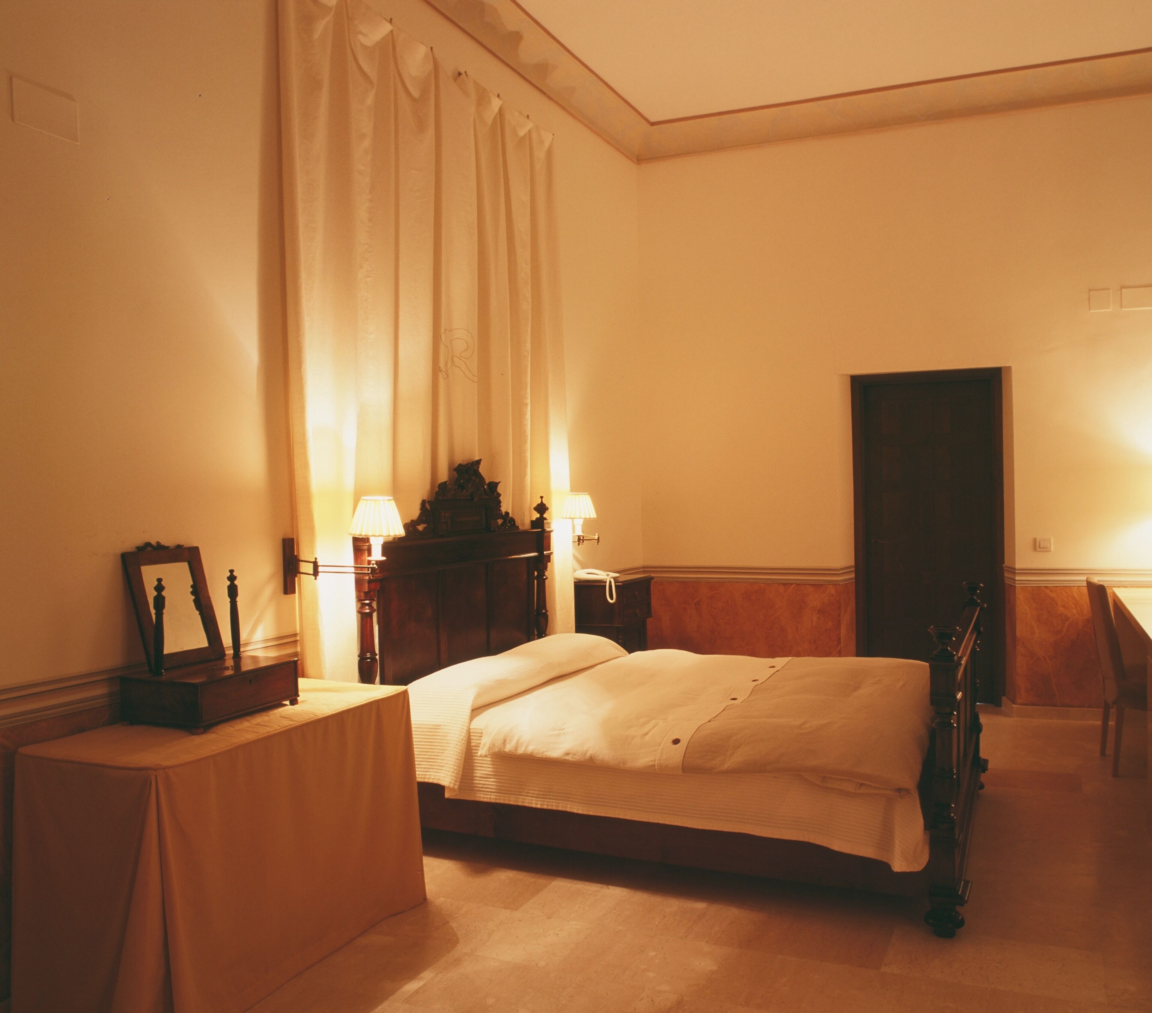 Doppia Standard | Wi-Fi gratuito, lenzuola