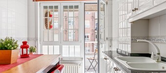 Apartment 'O Faro Apartamentos' with Sea View, Balcony and Air Conditioning