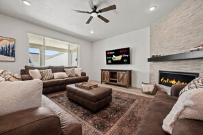 Smart TV, fireplace, computer monitors