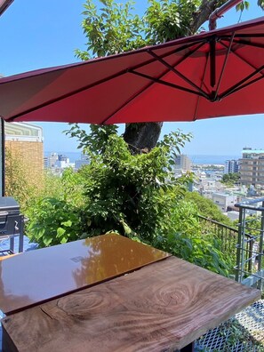 Luxury-Villa, Balkon, Meerblick | Terrasse/Patio