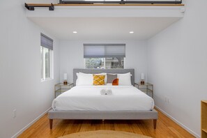 3 chambres, bureau, lit parapluie, Wi-Fi gratuit