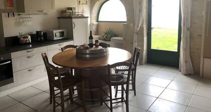 Casa de vacaciones 'Chai Crann Piorra' con terraza privada, jardín compartido y Wi-Fi