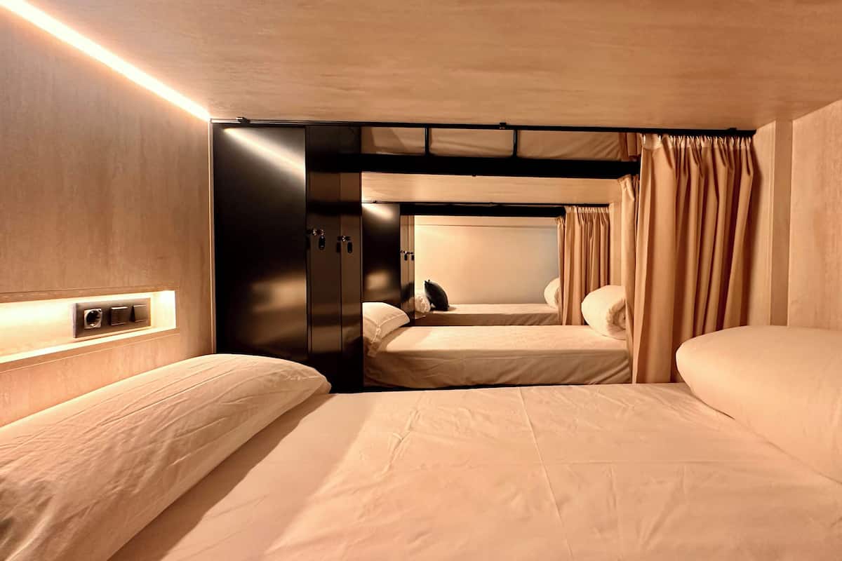 Shared Dormitory, Women only (8 beds) | Free WiFi