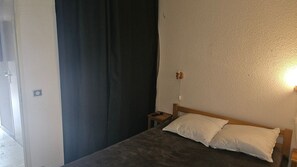1 habitación y wifi gratis