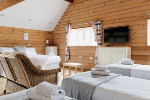 4 Schlafzimmer, Bügeleisen/Bügelbrett, Reisekinderbett, kostenloses WLAN