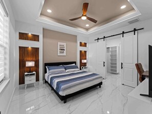 3 Schlafzimmer, Schreibtisch, Bügeleisen/Bügelbrett, WLAN