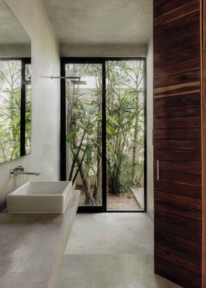 Dusche, Haartrockner