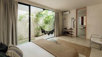 10 chambres, fer et planche à repasser, lit parapluie, Wi-Fi