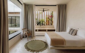 10 bedrooms, iron/ironing board, travel crib, WiFi - Hacienda 21 | 6 Pools - Gym - Yoga - Fire Pit (Tulum)