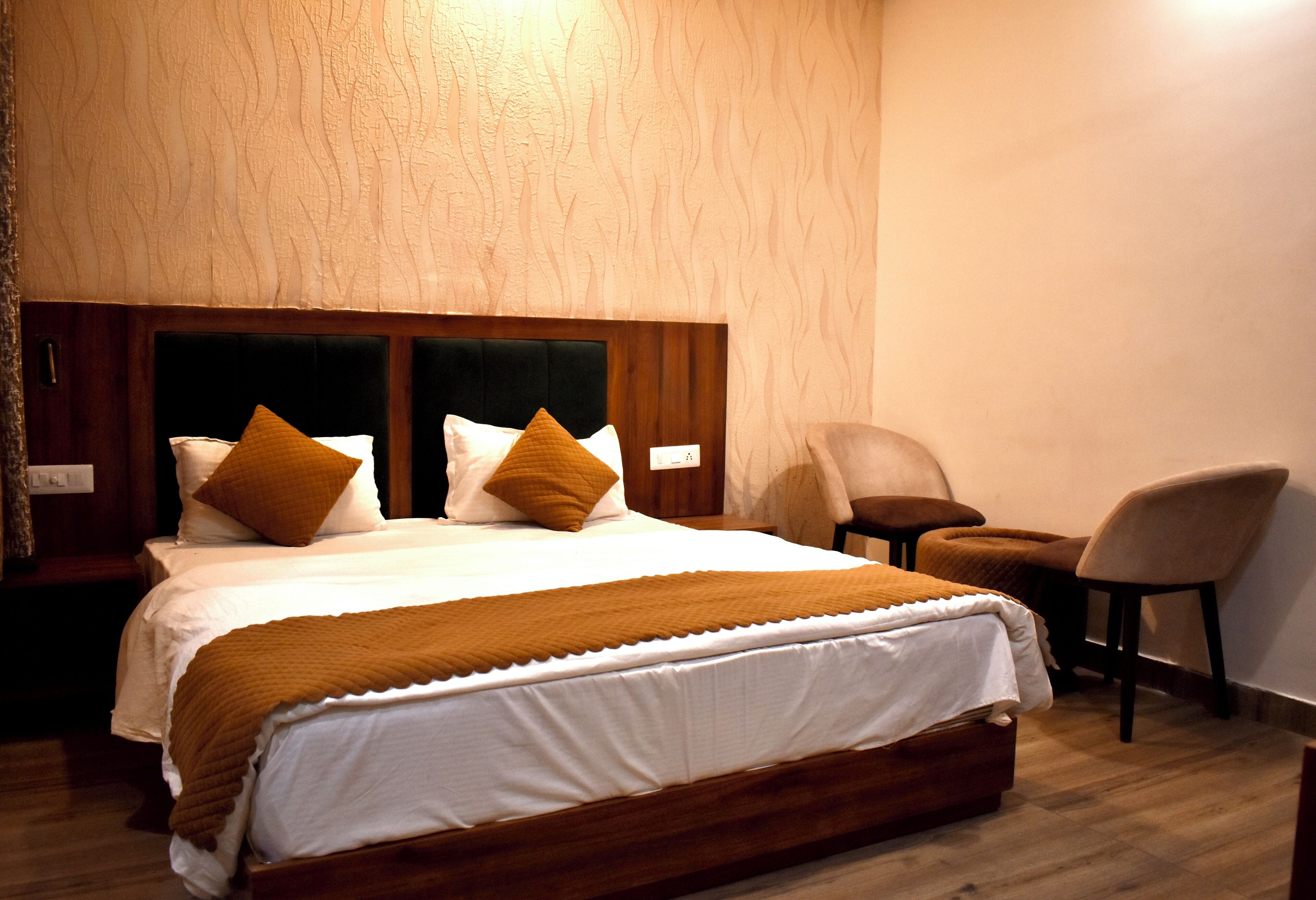 舒适双人房 | 办公桌、笔记本电脑工作区、免费 WiFi