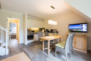 Apartment | Private kitchen - Maisonette Ferienwohnung, Dierhagen (Ostseebad Dierhagen)