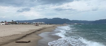 Apt - Empuriabrava hyper center, beach and shops, view on natural park and sea