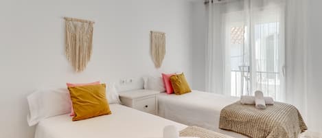 2 chambres, Wi-Fi gratuit, draps fournis