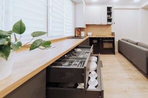 Micro-ondas, fogão, cooktop, lava-louças