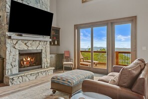 Smart-TV, peis og fotballspill