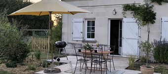 Spacious cottage in Touraine with garden and terrace, near vineyards