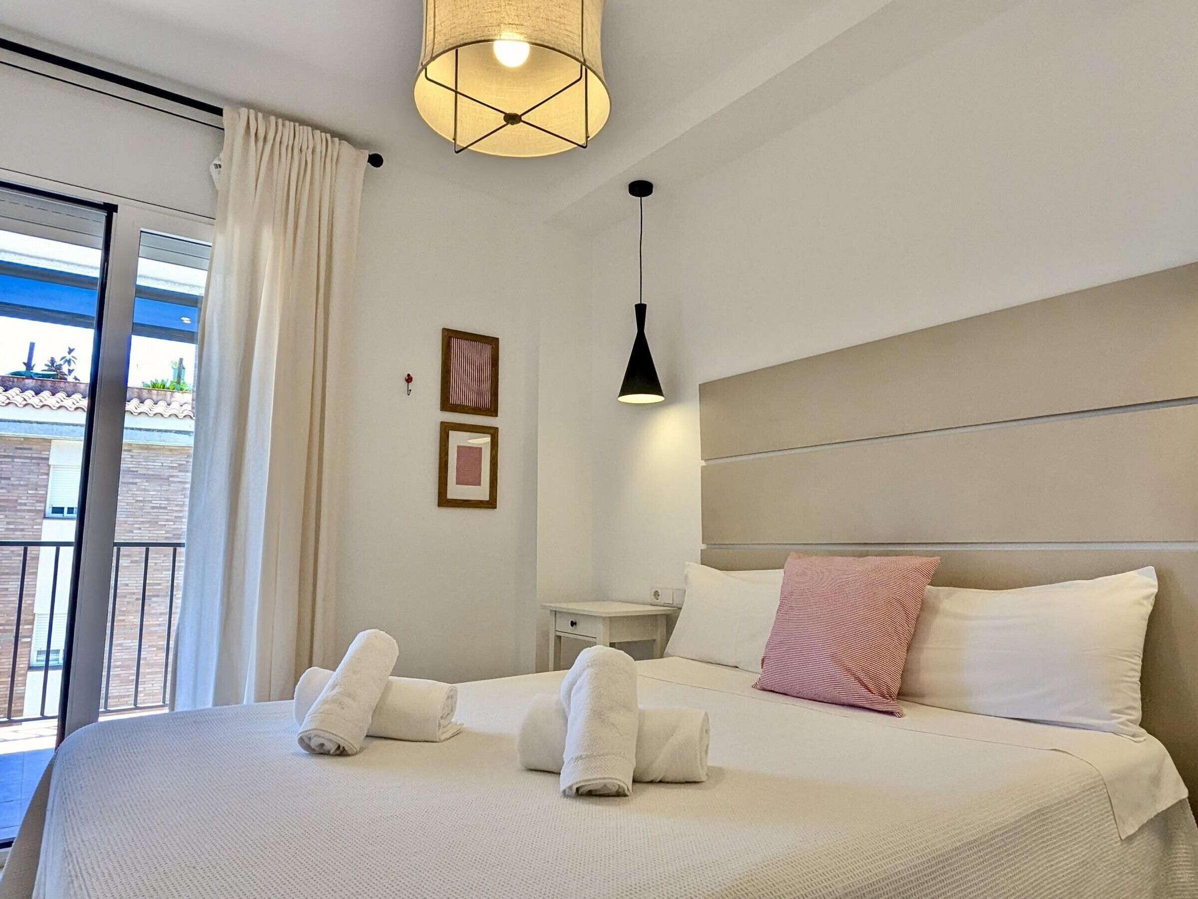 2 bedrooms, free WiFi