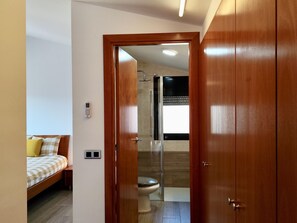 3 makuuhuonetta, ilmainen Wi-Fi