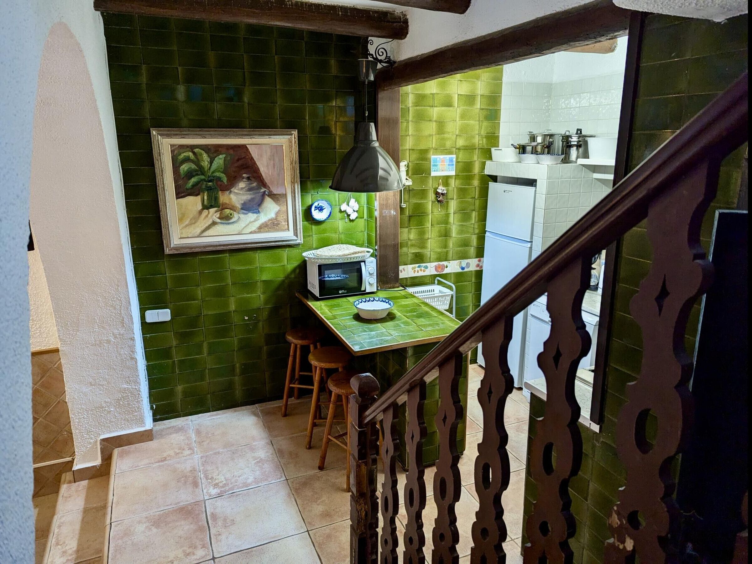 Réfrigérateur, micro-ondes, four, cafetière/bouilloire