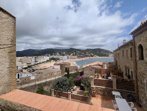Historic House in Tossa de Mar - Pets Welcome, Sleeps 7
