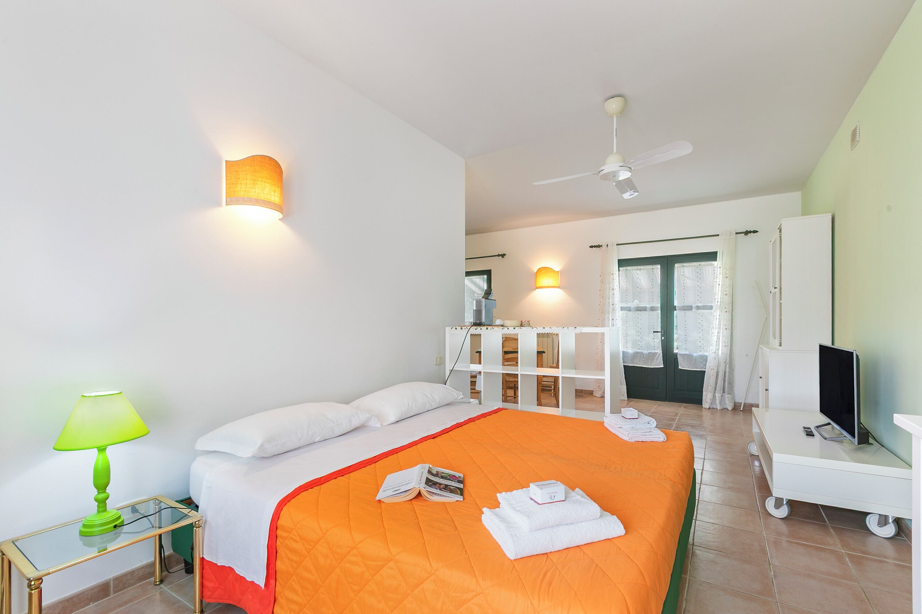 Standard House, Multiple Bedrooms (Relaxing Family Villa Roses Private)