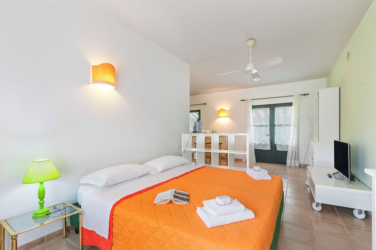 Standard House, Multiple Bedrooms (Relaxing Family Villa Roses Private)