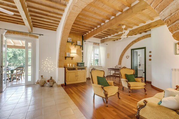 Standard House, Multiple Bedrooms (Relaxing Family Villa Roses Shared) | Living area | 21-inch Smart TV with cable channels, table tennis - Relaxing Family Podere Delle Rose Pool & Garden (Civitella Paganico)