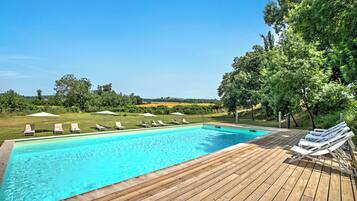 Seasonal outdoor pool