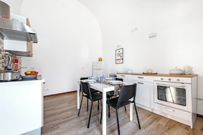 Family Apartment, 1 Bedroom, Air conditioning (Giosue' Apartment Near Bari) | Private kitchen - Giosue' Apartment Near Bari (Adelfia)