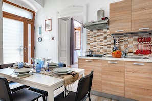 Family Apartment, 1 Bedroom, Air conditioning (Giosue' Apartment Near Bari) | Private kitchen