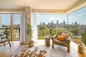 Living area - The View at Gainsborough Studios (London)