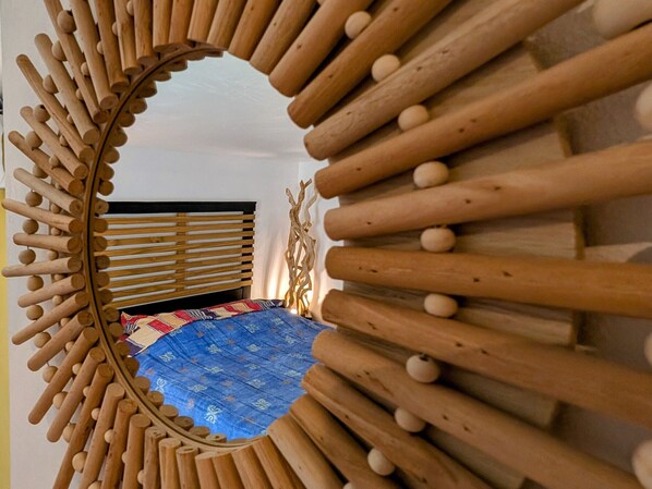 1 bedroom, free WiFi, bed sheets - Cottage between city and countryside, free Wi-Fi, along painters' circuit (Coulevon)