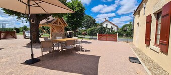 Cottage 3*-6 & 14 pax, renovated 2022, near Châtre
