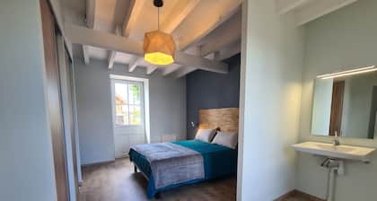 Casa rural 3*-6 & 14 pers, renovada 2022, cerca Châtre