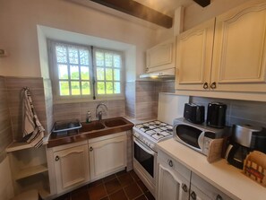 Fridge, microwave, oven