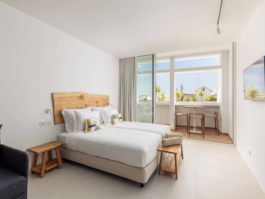 Tallelokero huoneessa, äänieristys, silitysrauta/-lauta, ilmainen Wi-Fi