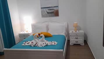 1 bedroom, free WiFi, bed sheets