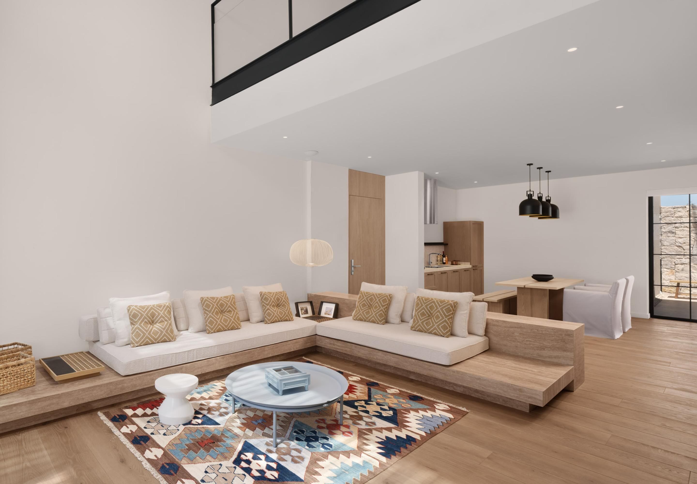Loft (Adult Priene) | Seprai premium, minibar, brankas, dan setrika/meja setrika