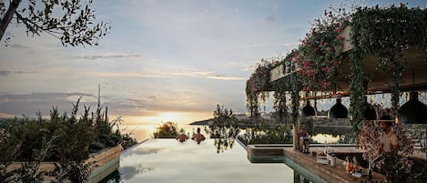 Indoor pool, seasonal outdoor pool