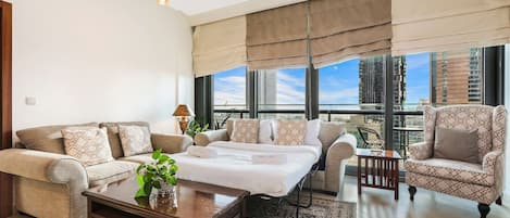 Fernseher, Tischfußball