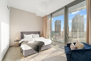 1 bedroom, iron/ironing board, free WiFi, bed sheets - FIRST CLASS | 1BR | Scenic Marina View (Dubai)