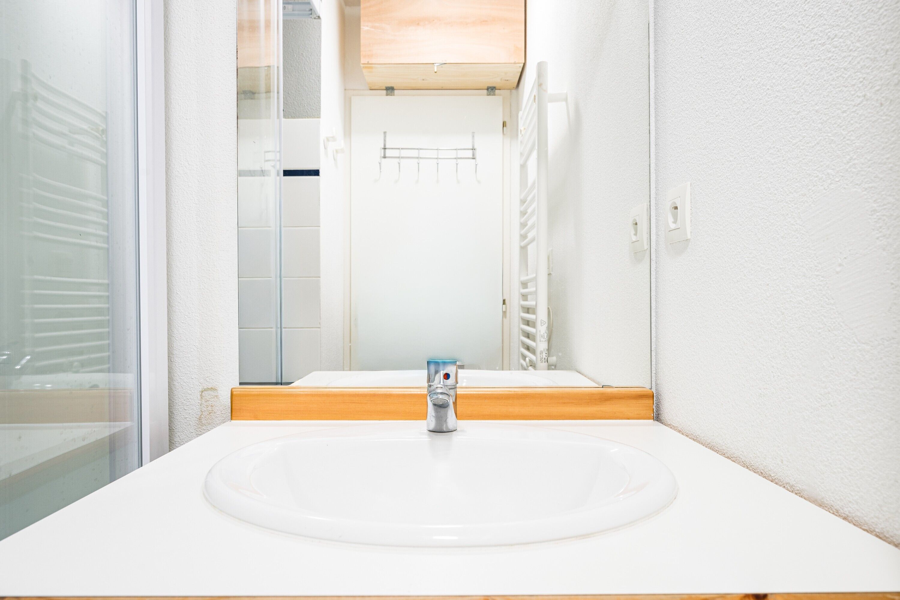 Een douche, een haardroger