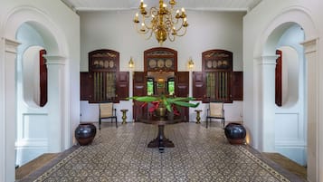 Bagian depan properti