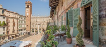  Corte Realdi Suites Piazza Erbe