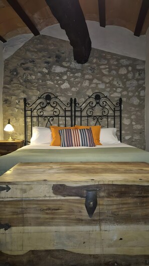 1 habitación y ropa de cama 