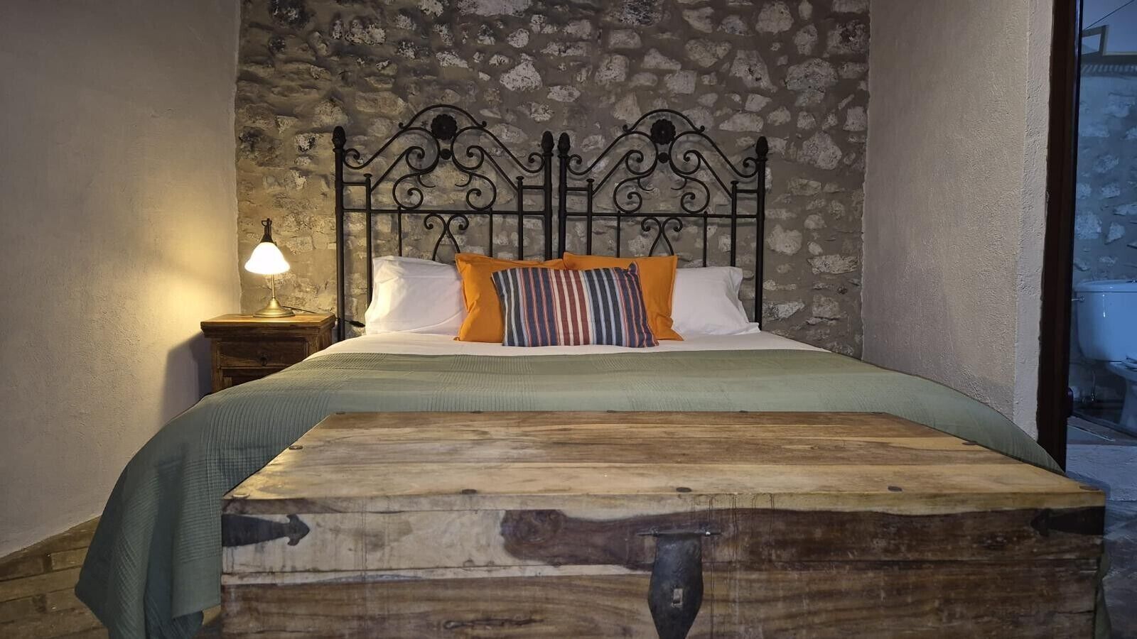 1 dormitorio y ropa de cama