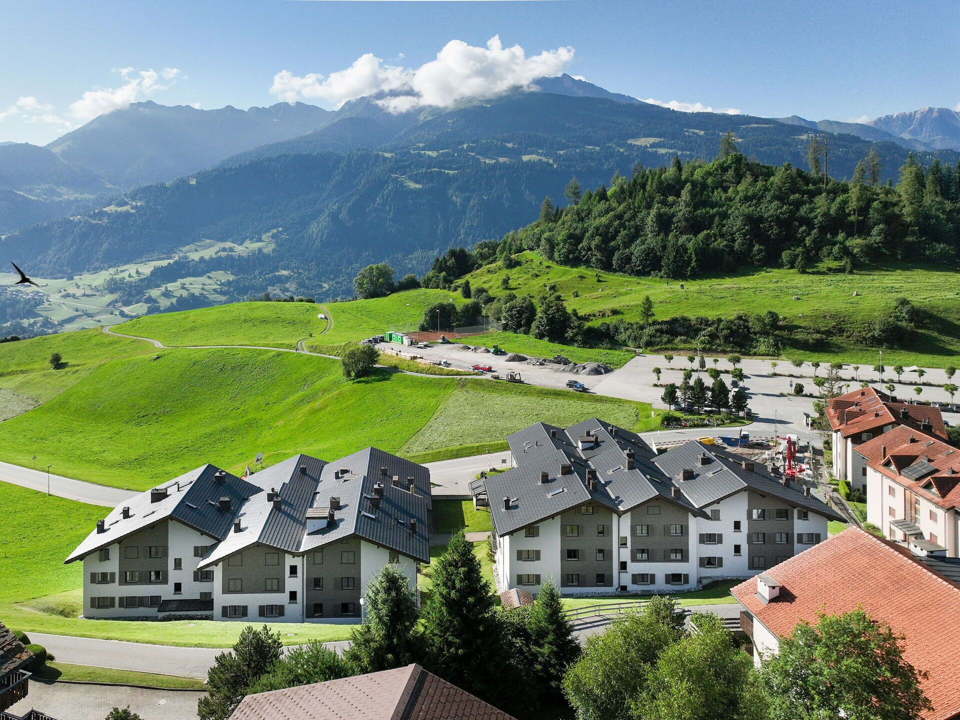 Landschaft, Wohngebiet, Wiese, Ländliches Gebiet, Zuhause, Dorf, Vogelperspektive, Bergstation, Weide, Luftaufnahmen