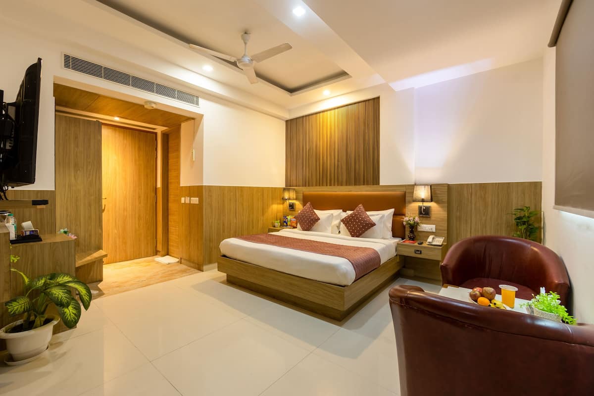 Executive Double Room | Egyptian cotton sheets, premium bedding, down comforters